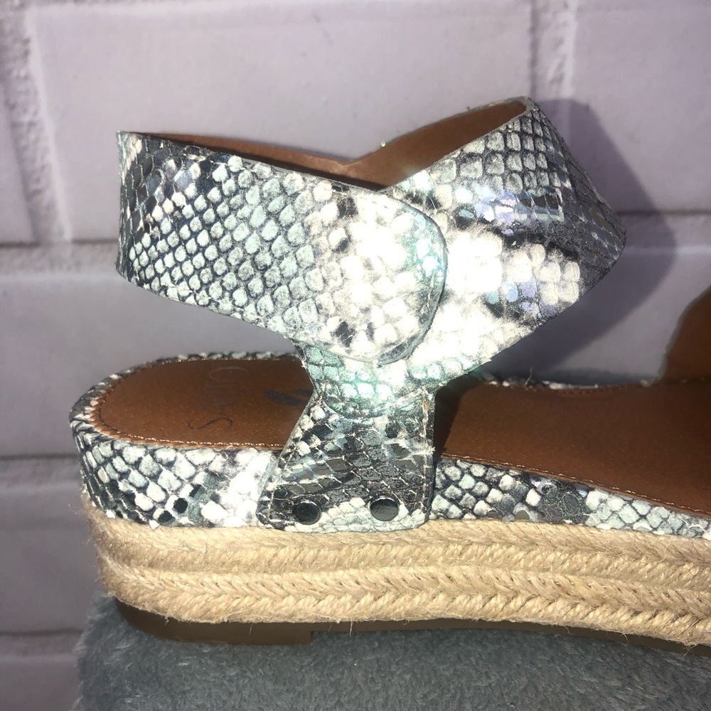 Sarto Oak Espadrille Sandals - Picture 13 of 16